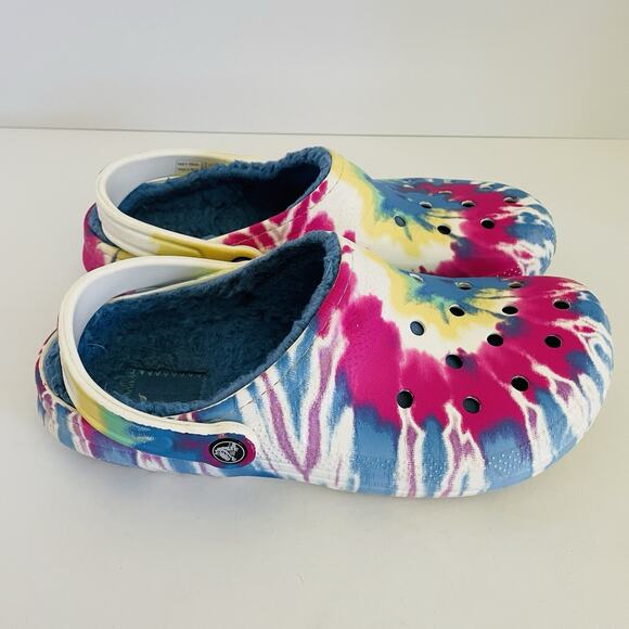Crocs Shoes - EUC Crocs Classic Lined Clog Shoes M 8 W 10 Tie Dye Fuzzy Slippers Slide 206341